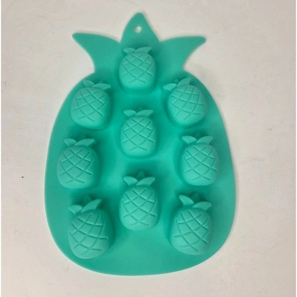 Pineapple Silicone Candy Mold Ice Cube Soap Tray Crafting Summer Fruit Cocktails